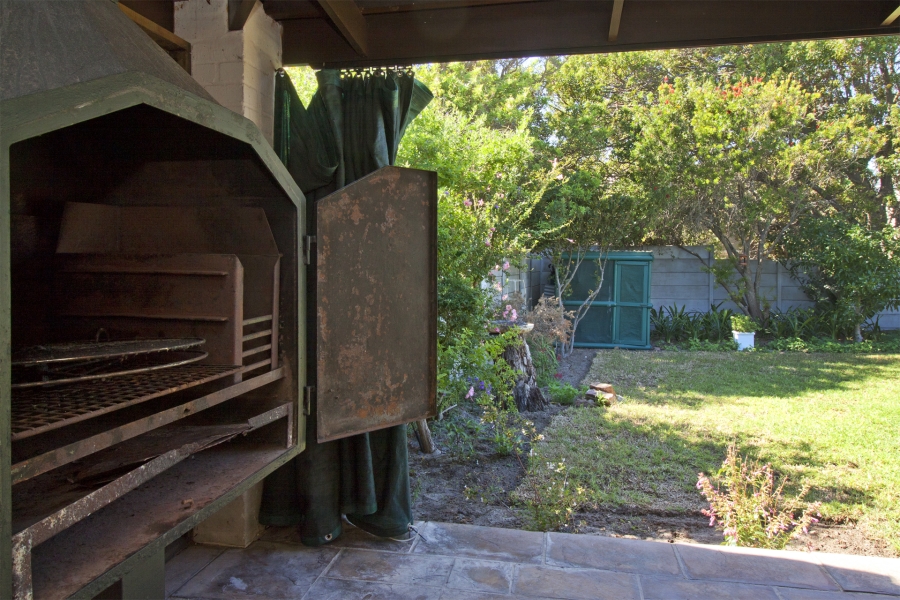 3 Bedroom Property for Sale in Milkwood Park Western Cape